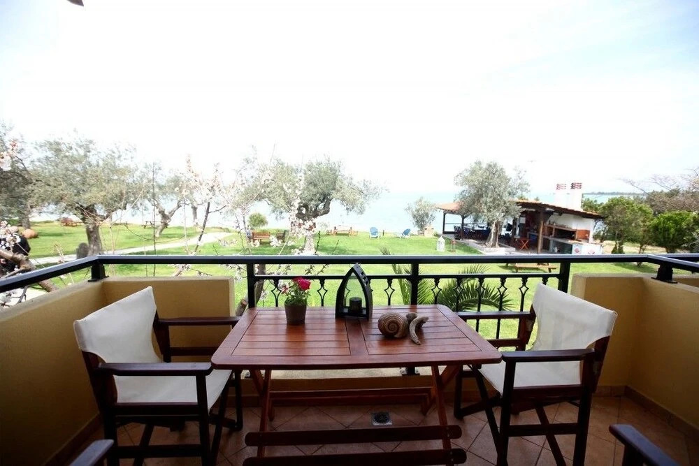 Anna Karra Studios & Apartments
