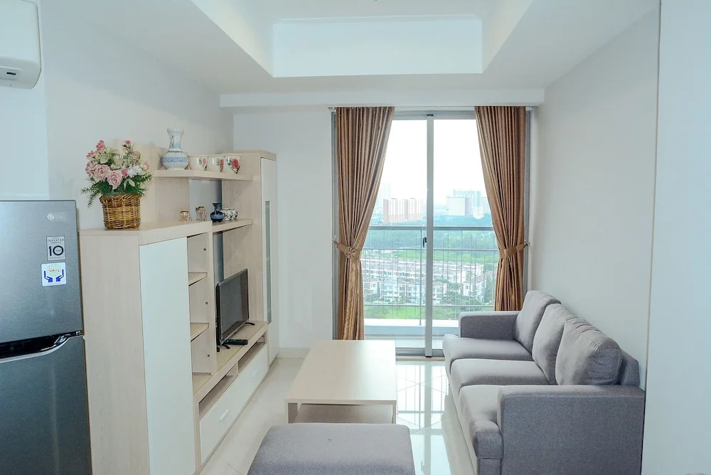 Golf View at The Mansion Apartment near JIEXPO