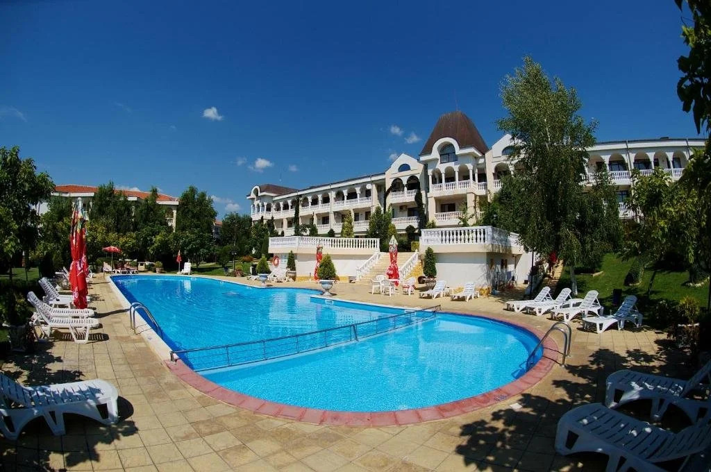 South Beach Hotel (Jujen Briag)