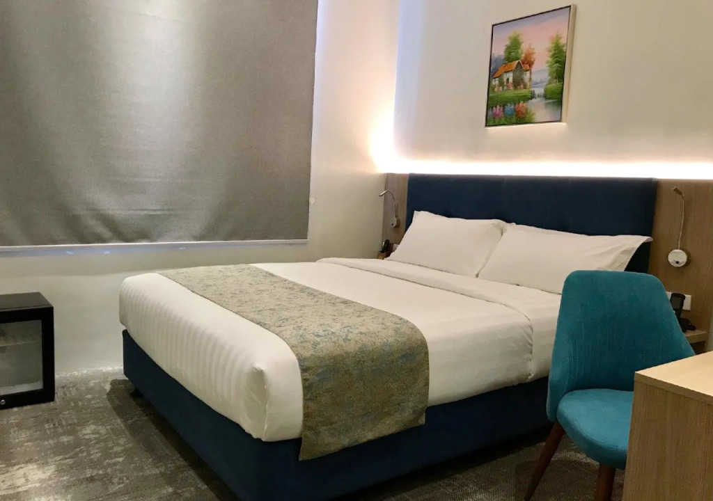 Blue Lotus Hotel