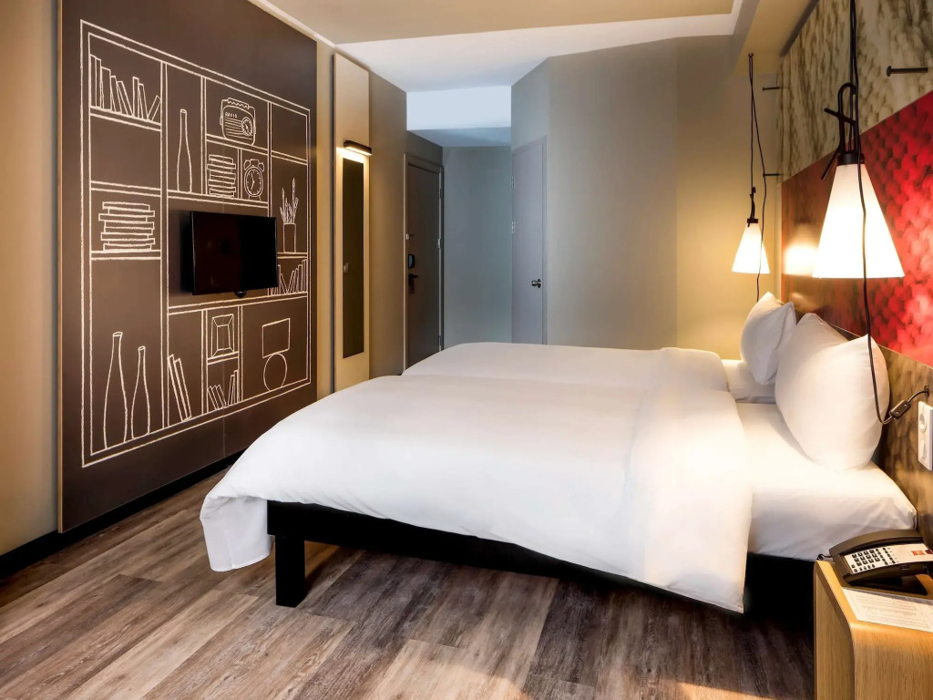 Ibis Istanbul West