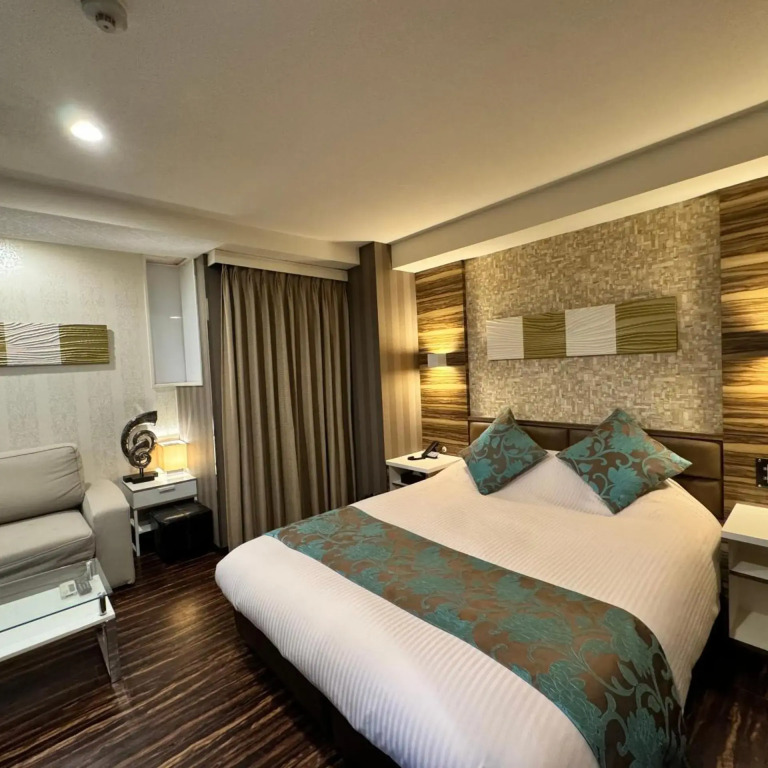 Amand Hotel