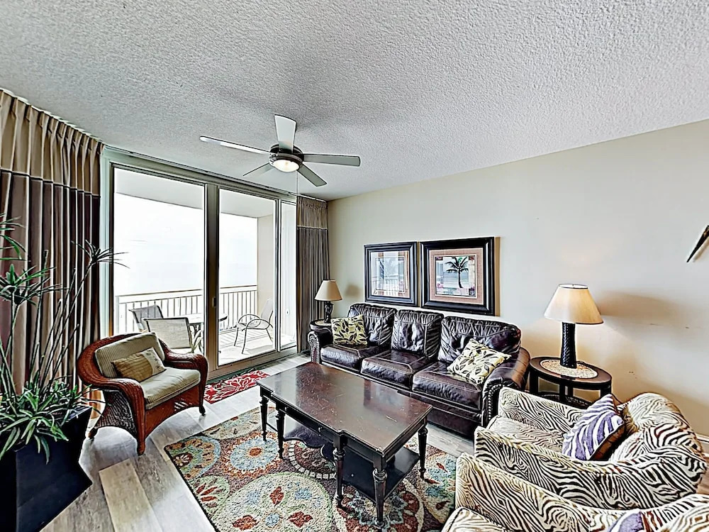 Oceanfront Getaway W/ Balcony & Luxe Amenities 3 Bedroom Condo