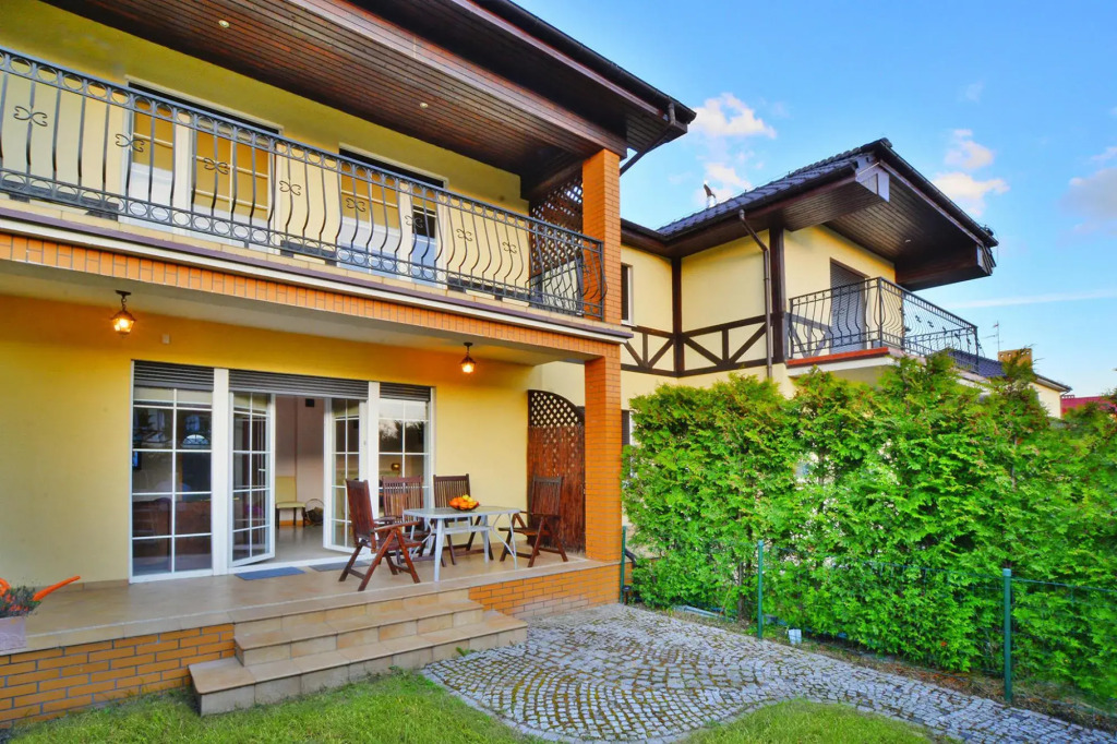 Comfortable holiday home with a private garden
