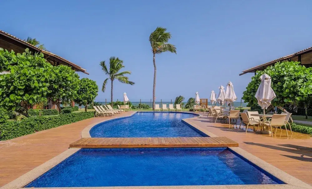 Apt. in a Seaside Condominium Itacimirim-ba Iab109