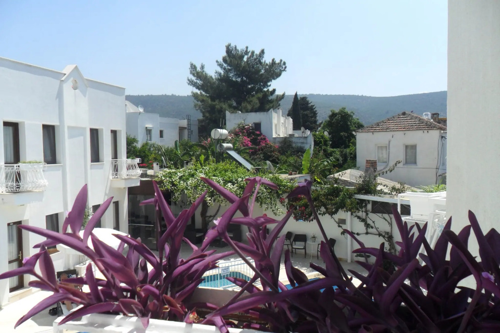 Costa Asmin Hotel