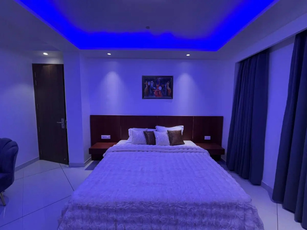 J60 Suites, Ashok Vihar - Near Netaji Subhash Place