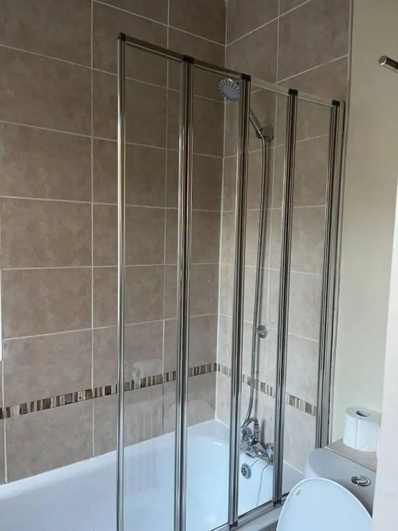 Lovely 2-bed House in Liverpool