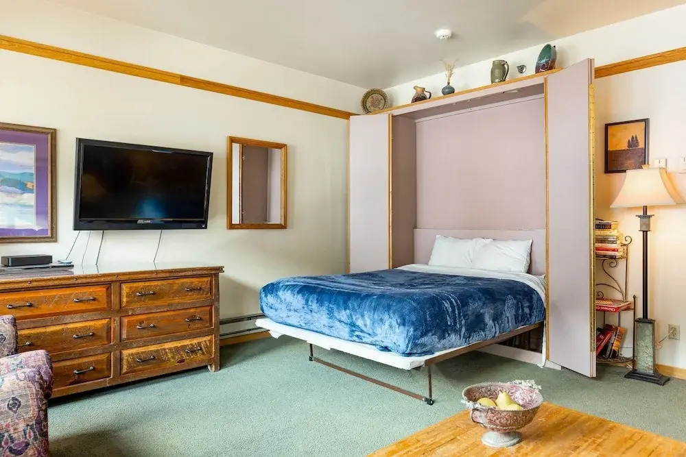 2797 Slopeside Condo