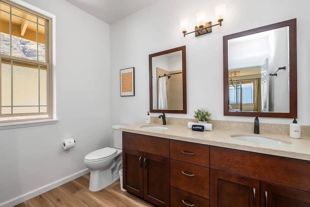 @ Marbella Lane - Stylish House + Impressive Views
