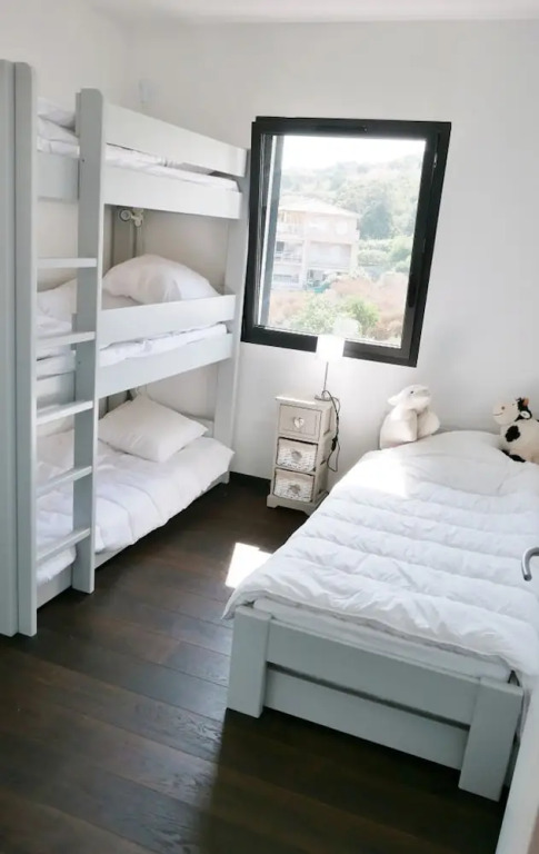 Villa-appartement Propriano - Sunny, 3-bedroom Apartment With Furnishe