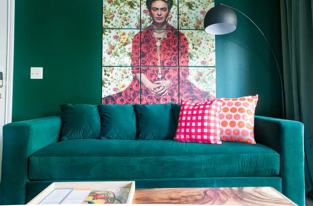WanderJaunt - Oak Hill Apartment