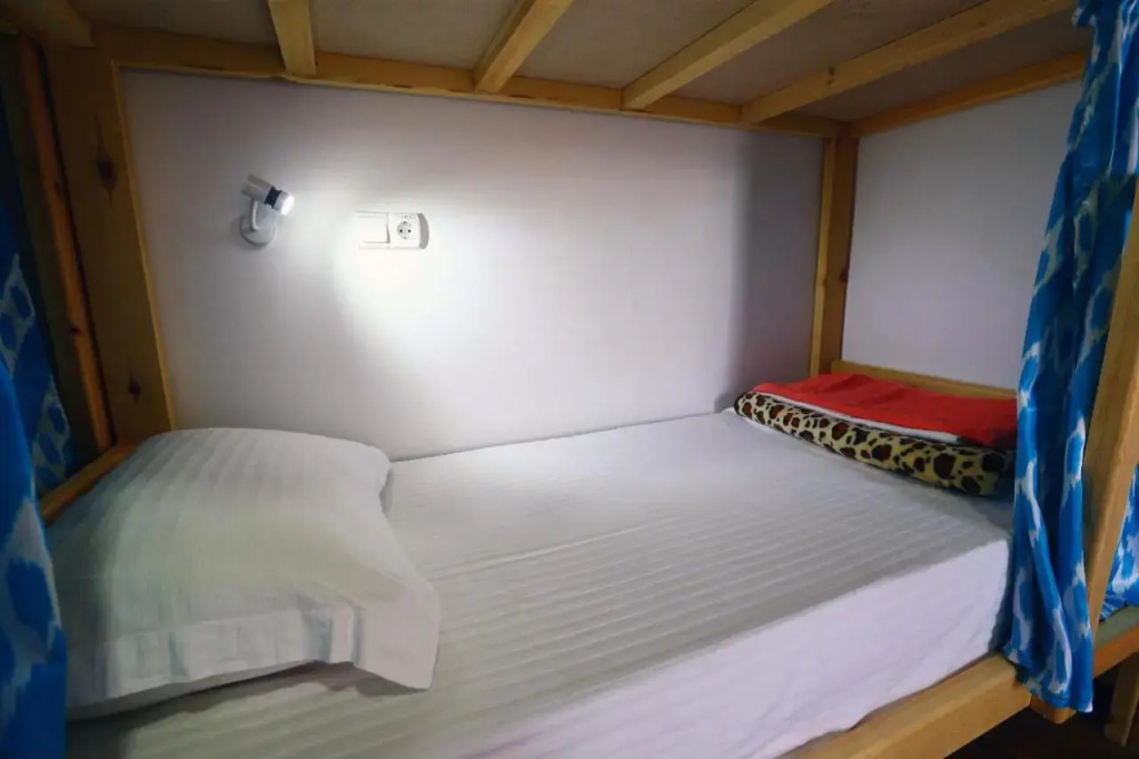 Amir Hostel