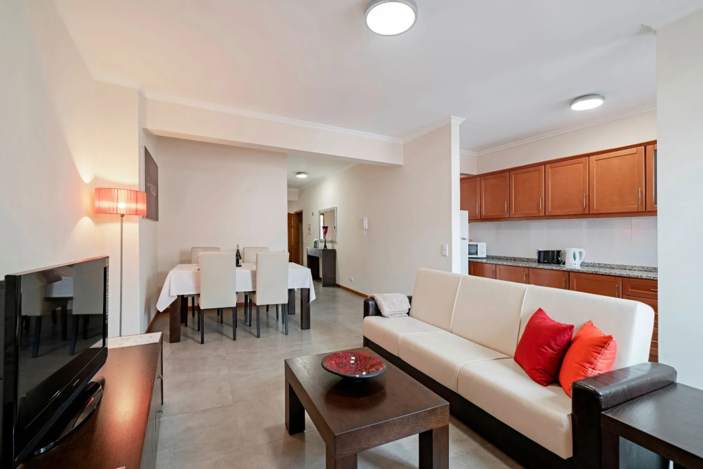 In the pedestrianised Funchal Old Town, close to amenities | Taberna Apartment 4
