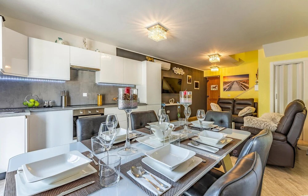 Gorgeous Home In Banjole