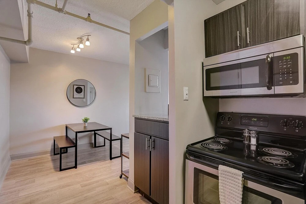 FRONTDESK 500 Fifth Apts Downtown Nashville