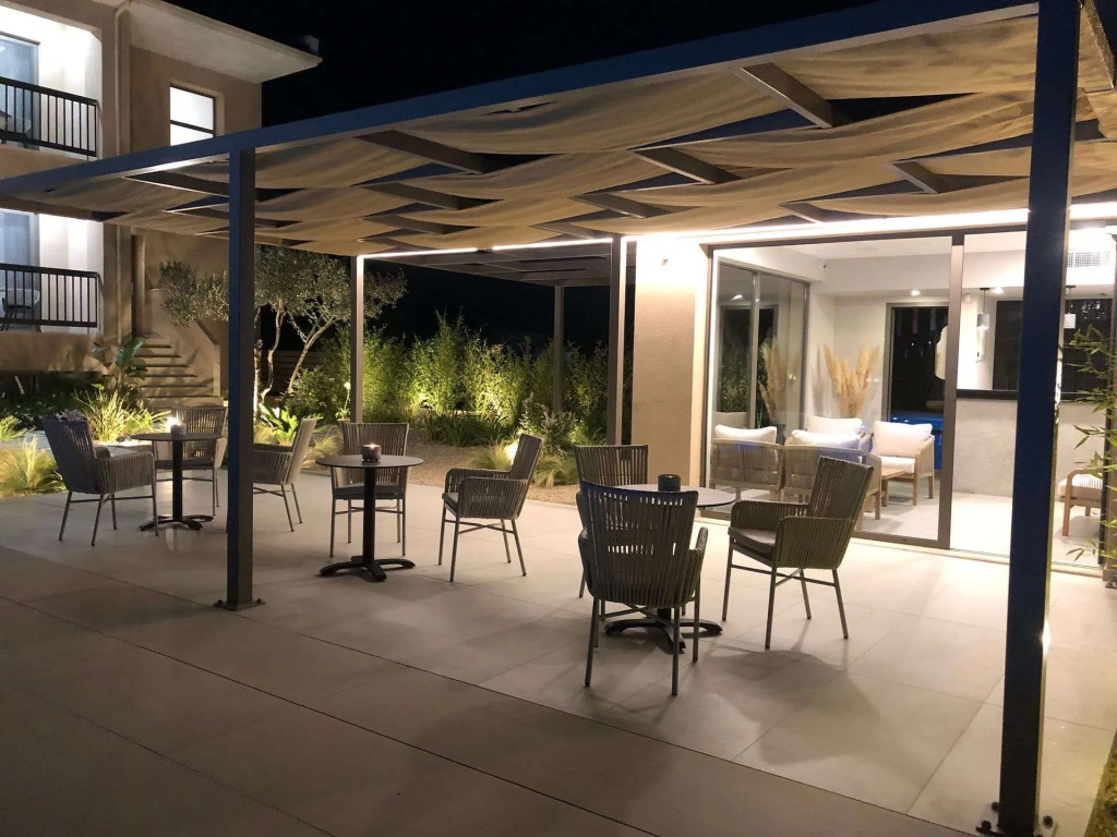 Olivessa Resort