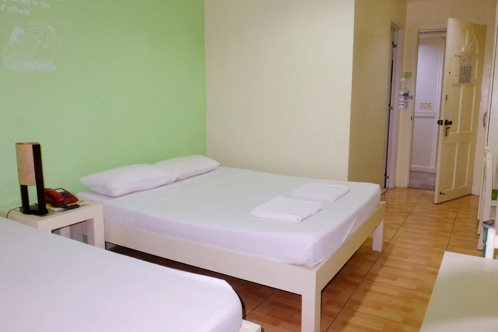 West Gorordo Hotel