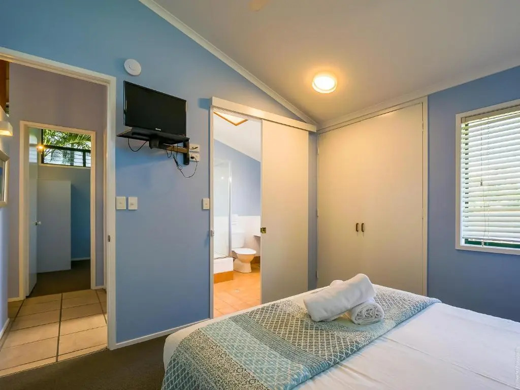 Boat Harbour Studio Apartments and Villas
