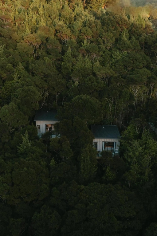 Treehouse Hideaway