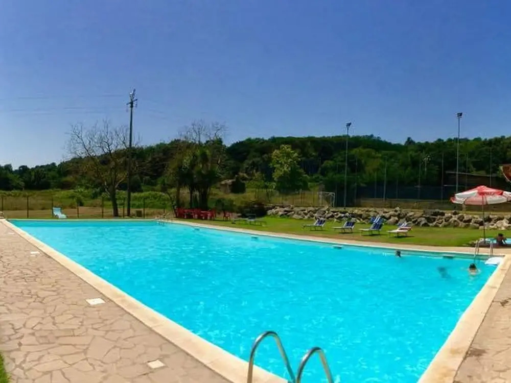 Cozy Mobile Home in Rome With Swimming Pool, Garden, Terrace