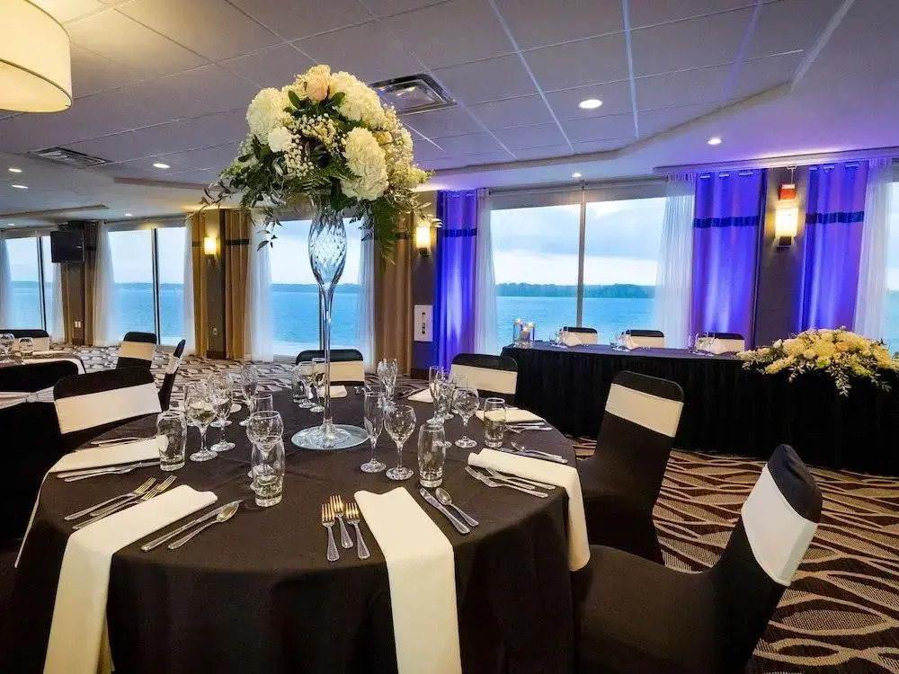 Four Points By Sheraton Niagara Falls