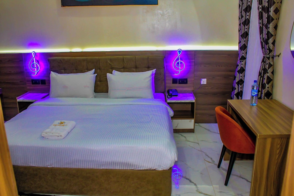Soulmate Hotels & Suites Ojodu