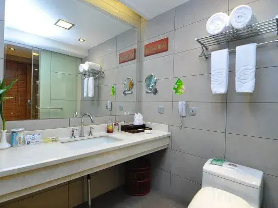 Qujing Yishi Yihe Hotel (Cuifeng Road, Qilin District)
