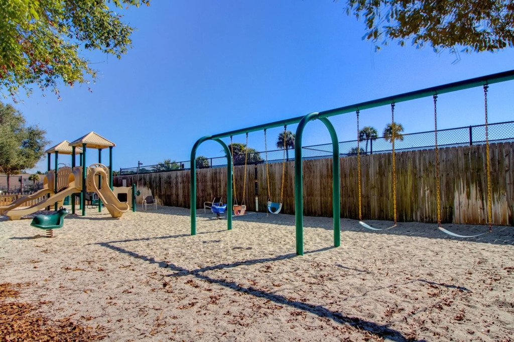 75 Grand Pavilion by Avantstay Steps From Beach + 2 Community Pools