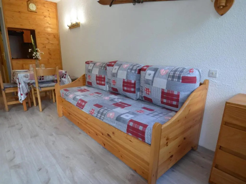 Appartement Les Menuires, 1 pièce, 4 personnes - FR-1-452-45