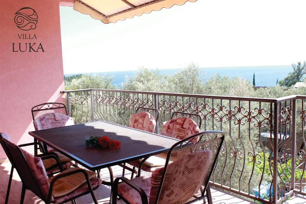Apartments Villa Luka