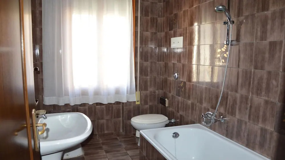 Spacious Apartment Close to the Beach