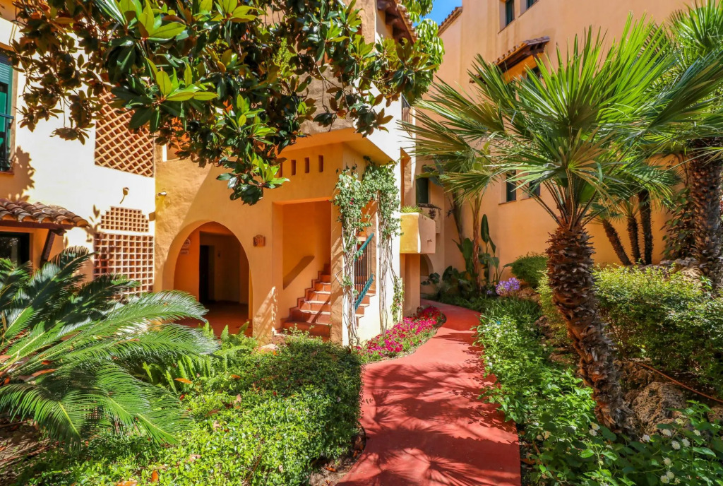 CAMPANARIO in Estepona