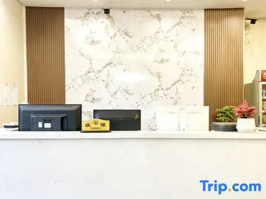 Hanglong Business Hotel (Dongguan Gaobu Guanxiang Fruit Market)