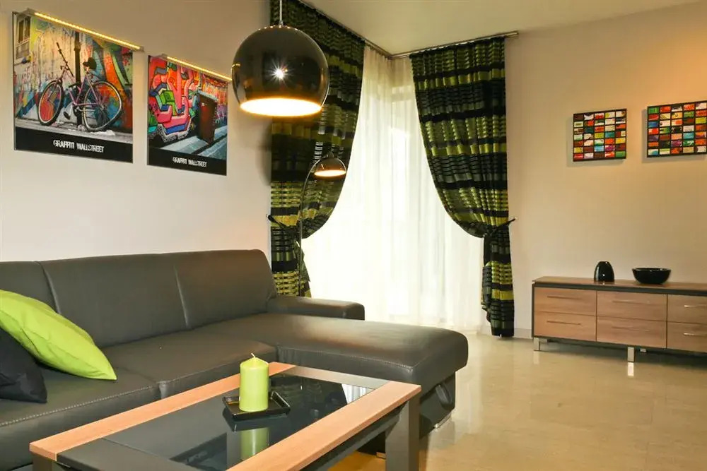 Elite Apartments Maraton Gardens