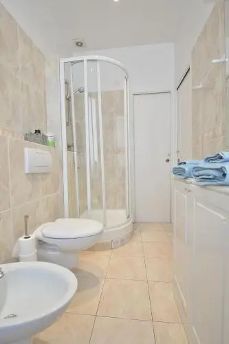 Champs-Élysées Executive Apartment