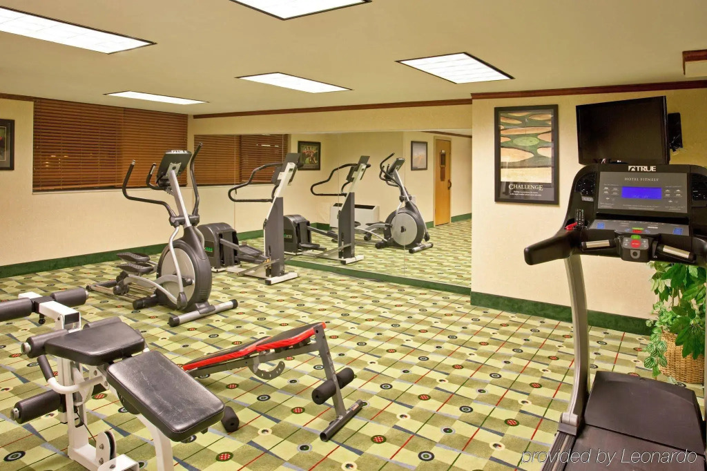 Delta Hotels by Marriott Muskegon Convention Center