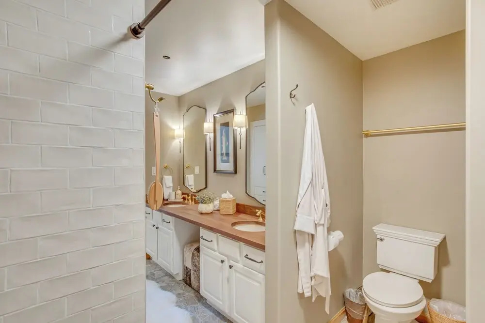 Walk to Beaver Creek Village: Cozy Condo