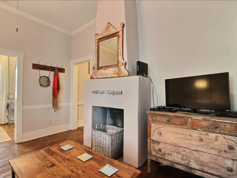 Coslick Cottage