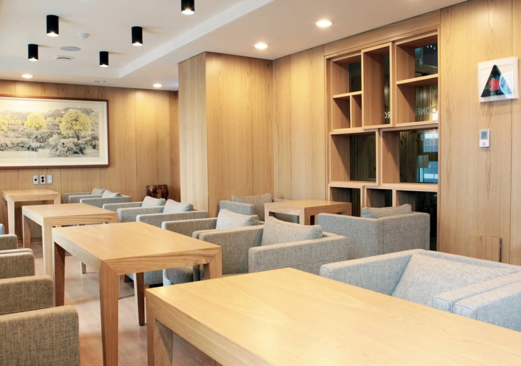 Rian Hotel