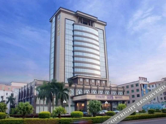 Huizhou Three Suns Hotel