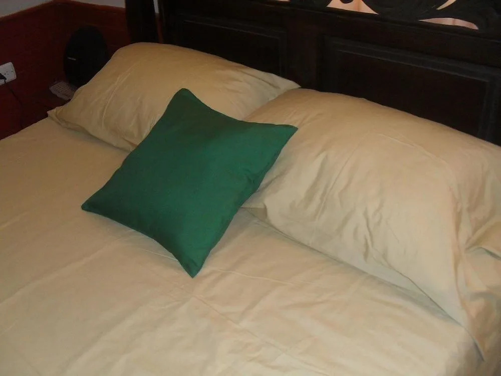 Hostal Playa Los Cocos