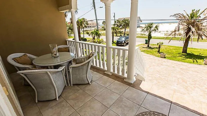 Destin Vacation Homes by Holiday Isle