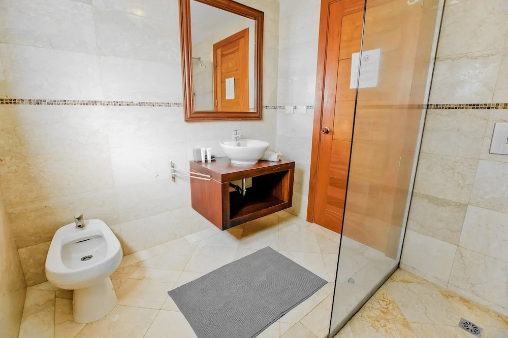 Ocean View Apartment With 3 BDR at B Varo Beach