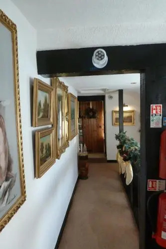 Newark Lodge Guest House