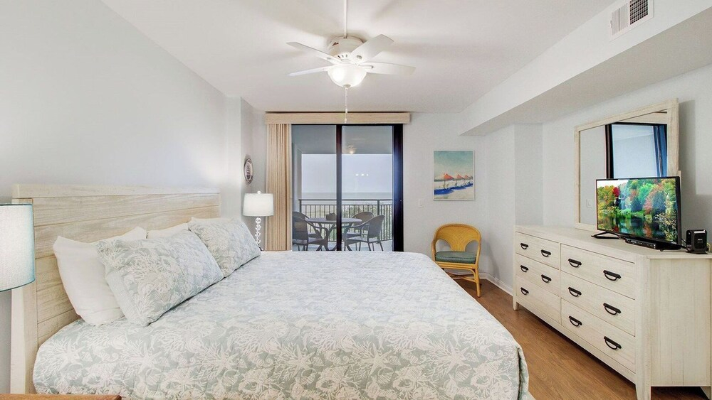 322 D Shipwatch by Avantstay Community Pool Access & Close to Beach!