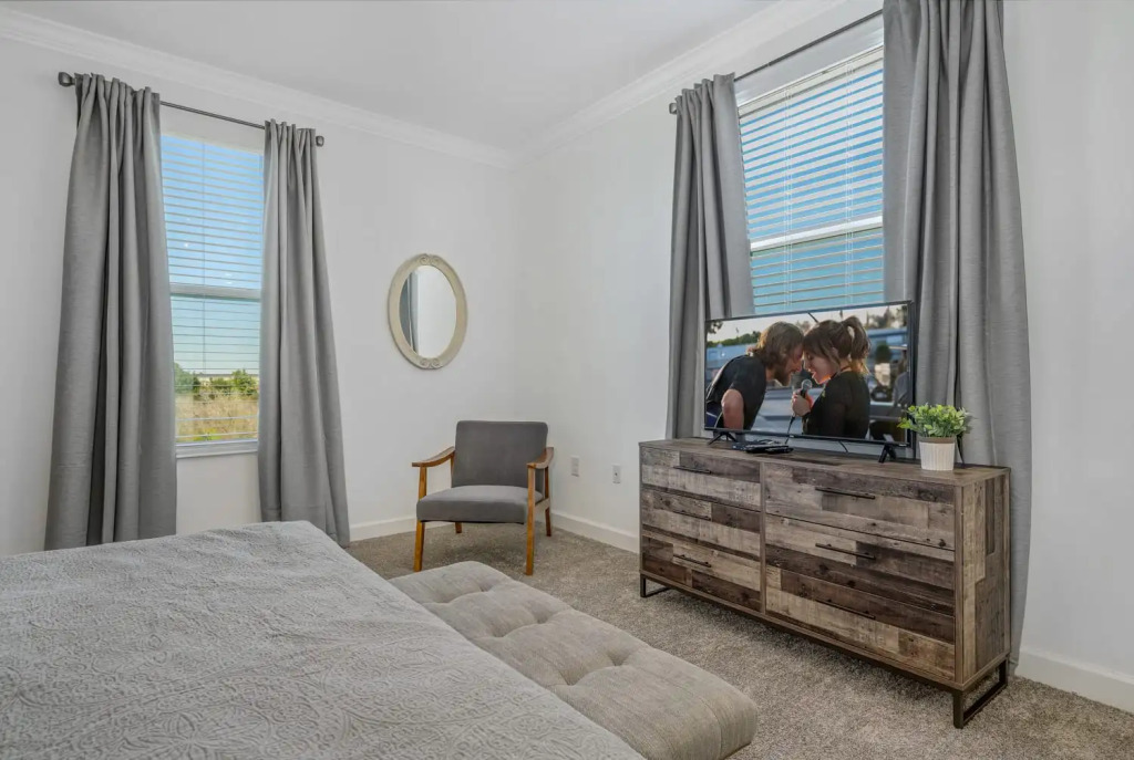 Luxury home with themed bedrooms near Disney