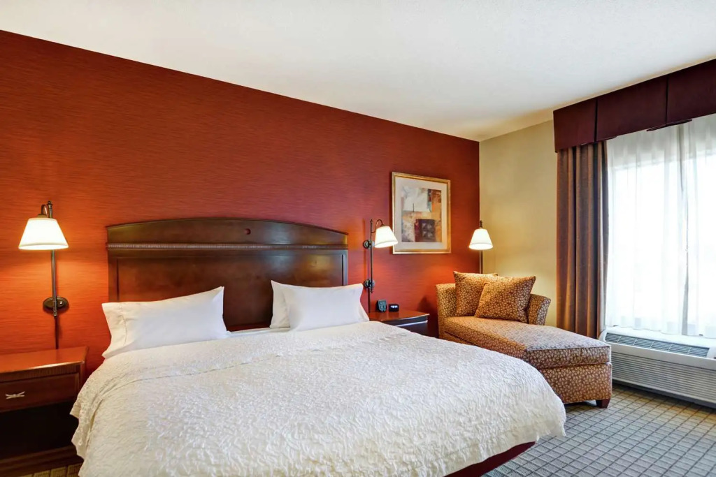 Hampton Inn and Suites Peoria at Grand Prairie