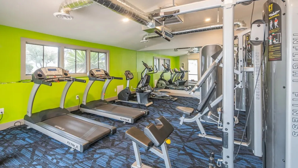 2BR Apt North Phoenix Pool byWanderJaunt