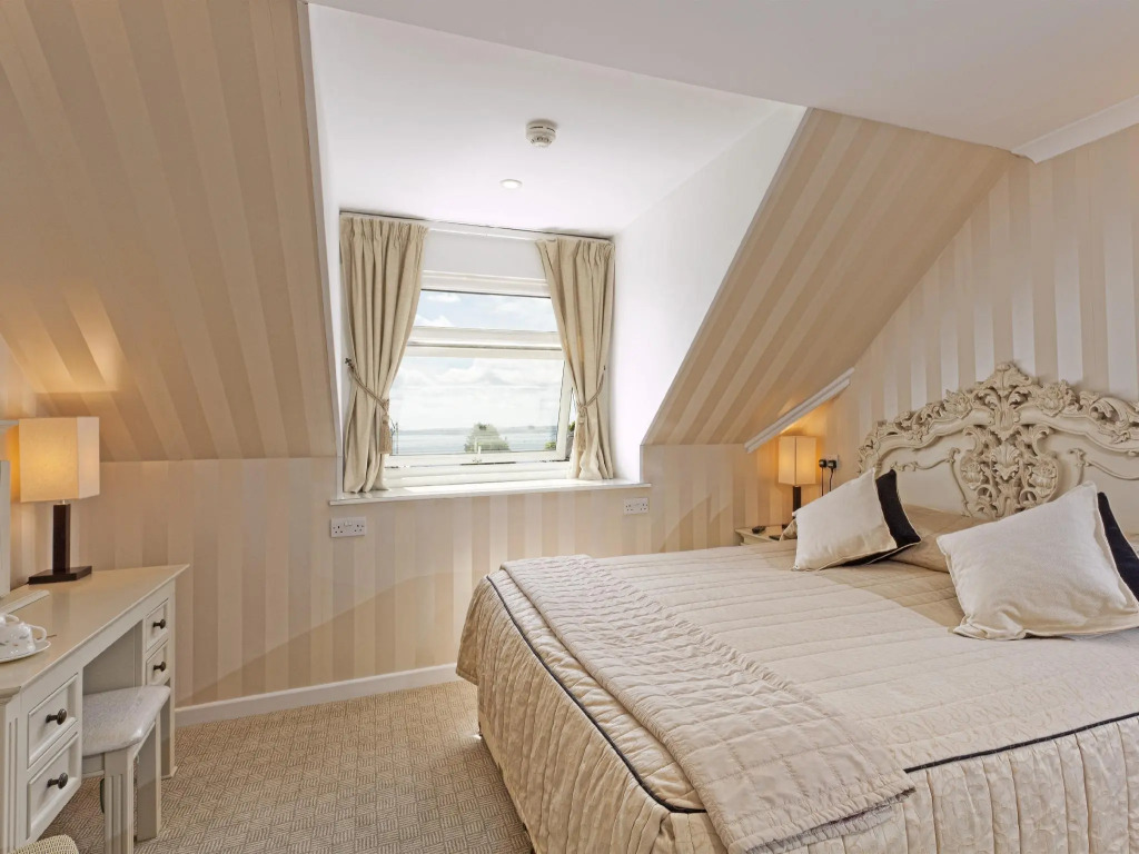 Rosemullion Hotel